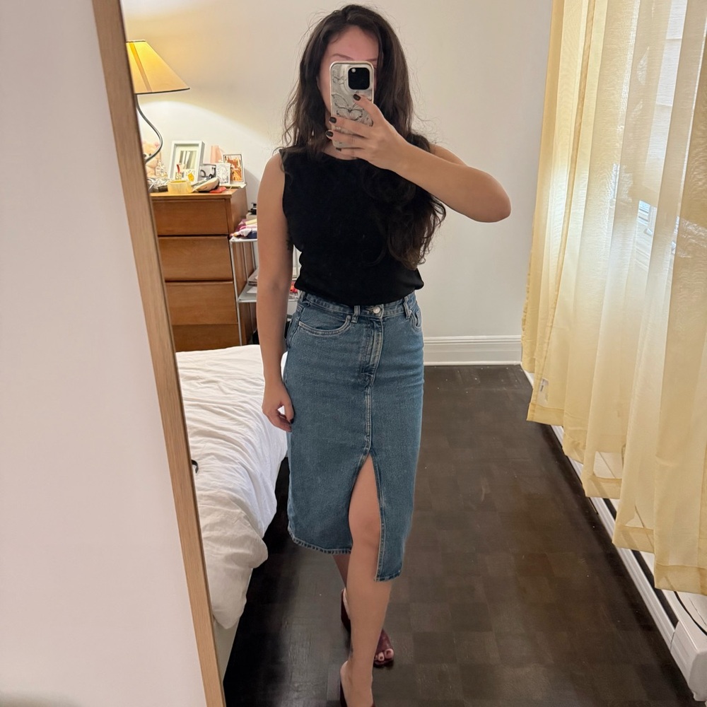 SOLD IRL - Zara Blue Denim Midi Skirt with Front Slit